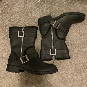 NWOT Charles David Black Camper Faux Fur Motorcycle Boots size 7